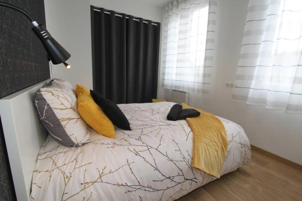 Apartament Le Refuge By Easyescale Romilly-sur-Seine Zewnętrze zdjęcie